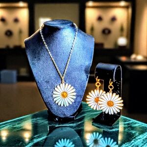 Daisy Jewelry Set